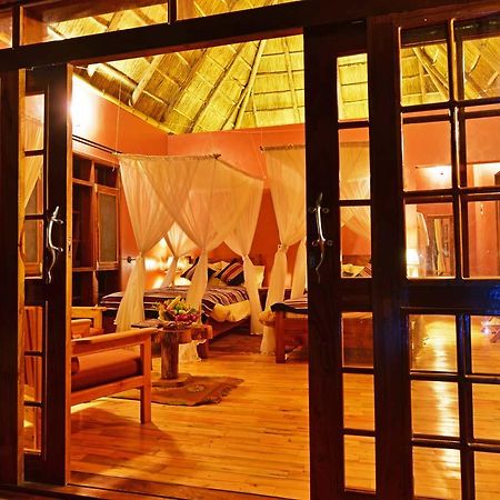 Primate Lodge Kibale Kampala Kültér fotó